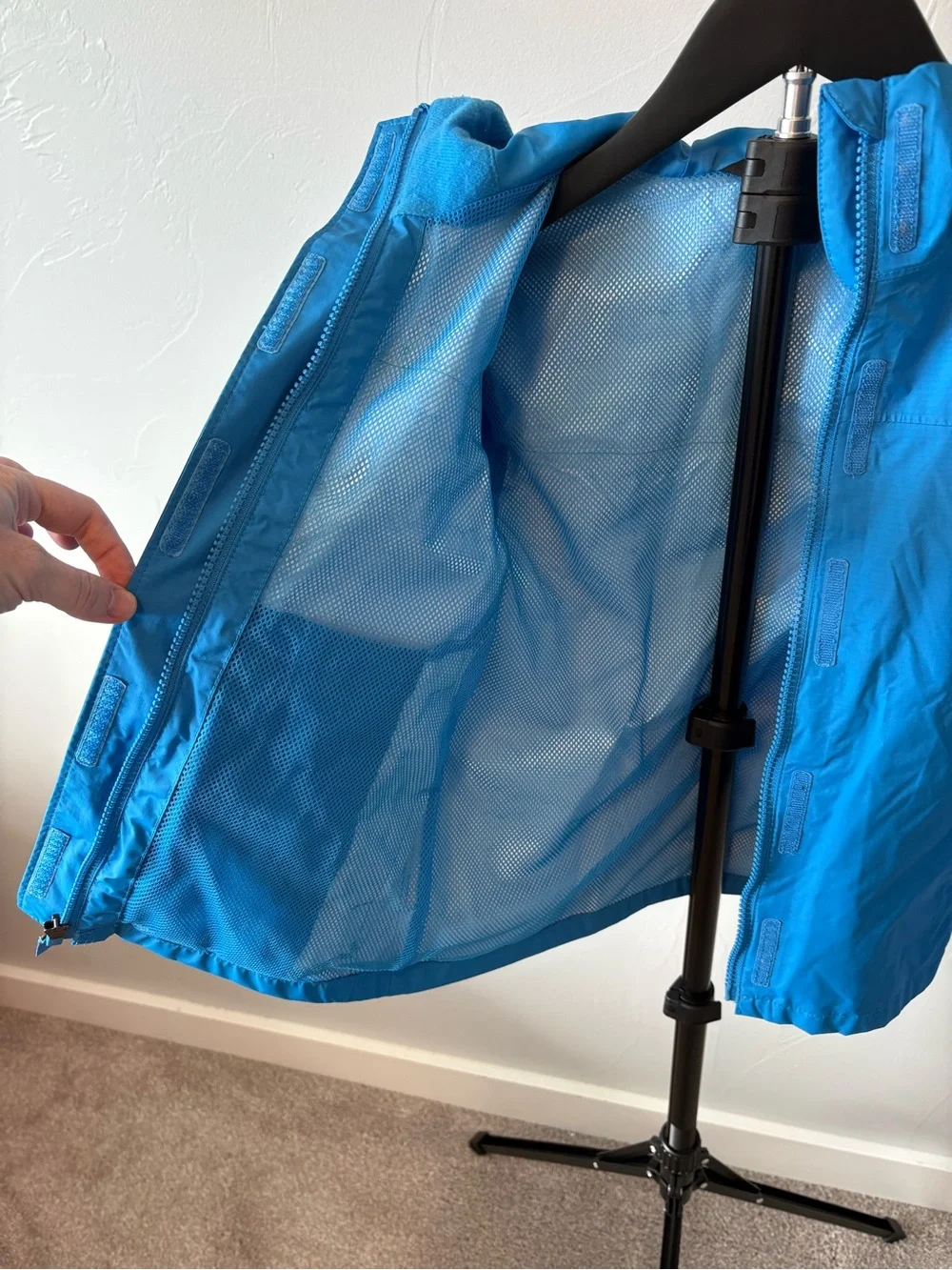 Kids The North Face Vibrant Blue Hooded Shell Jacket